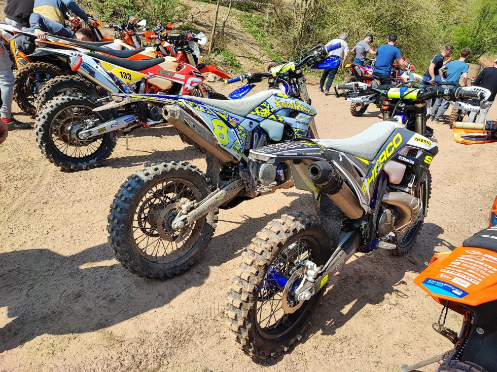 Motocross Graphics 2 980x735 1 - Graphics - How to fit Motocross Graphics like a PRO! Customise Your Motocross Bike