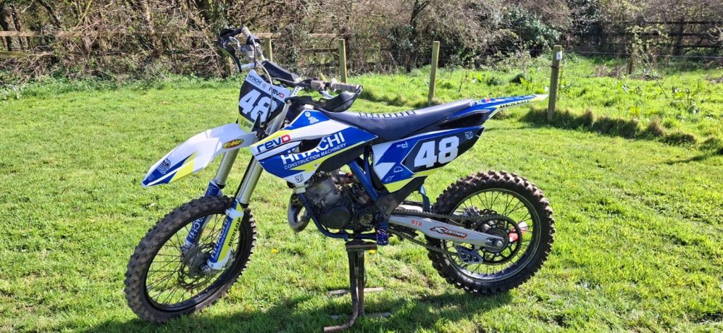 Husqvarna TC TE FC FE 2015 125cc - - Gear Up for the 2025 MXGP of Great Britain at Matterley Basin Matterley Basin