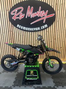 Surron HyperBee - Graphics - How to fit Motocross Graphics like a PRO! Surron HyperBee - Graphics - How to fit Motocross Graphics like a PRO!
